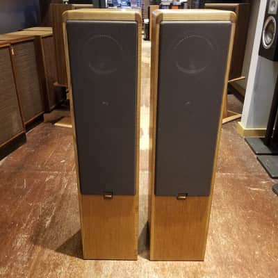 Canton Ergo 70 Floor-Standing Speakers - Oak Finish image 4