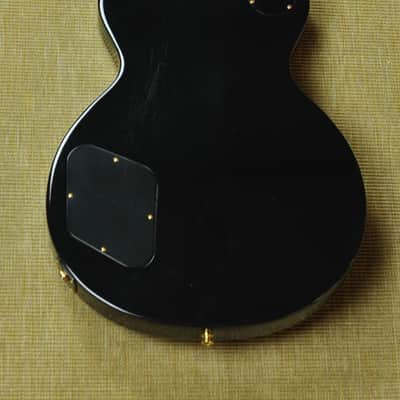 Gibson Les Paul Studio 2012 - Ebony Black with Gold Hardware image 9