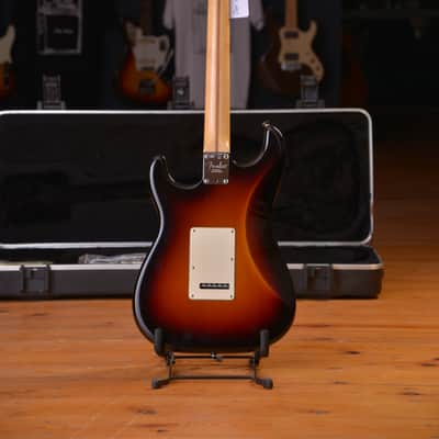 Fender American Standard Stratocaster HSS with Maple Fretboard 2010 - 3-Colour Sunburst image 12