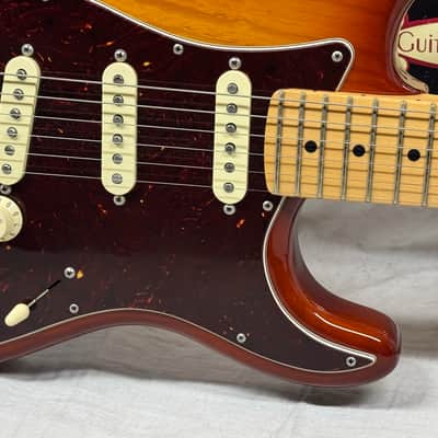 Fender American Stratocaster Guitar with Gator Case 2016 - Sienna Sunburst / Maple neck image 6