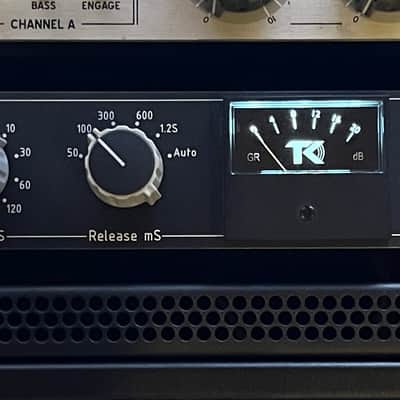 TK Audio BC1-THD Stereo Bus Compressor 2022 - Present - Black image 3