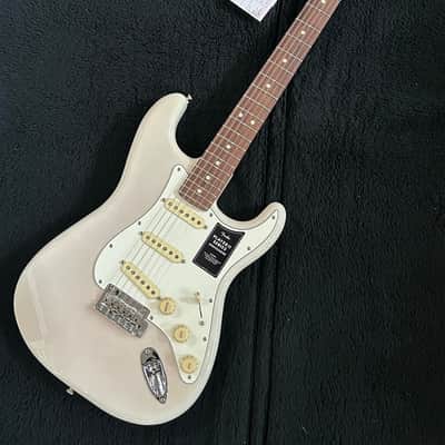 Fender Player II Stratocaster 2024 - White Blonde, Rosewood Fingerboard/ 7lbs. 0.9oz.  #MXS24045422 image 1