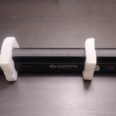 American DJ Sweeper Beam Quad LED image 4