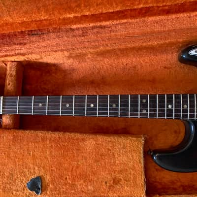 Vintage 1966 Fender Stratocaster with Brazilian Rosewood Fretboard image 5