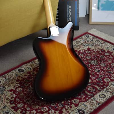 2021 Fender Japan Heritage 60’s Jazzmaster 3-Tone Sunburst Nitro Lacquer, w/Paperwork, Gold Anodised Guard, MIJ, Offset, JDM image 13
