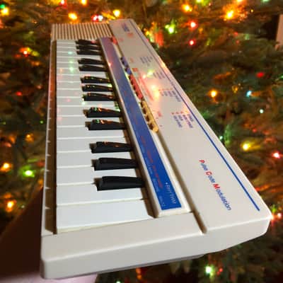 Casio PK-1 Rare Vintage 1985 32-Key Pulse Code Modulation Mini Keyboard Synth - Cream image 2