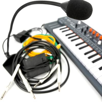 Arturia MiniFreak 37-Key 6-Voice Polyphonic Hybrid Synthesizer 2022 - Present - Black image 3