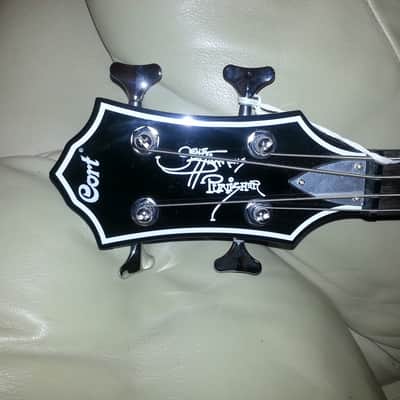 KISS-Gene Simmons Punisher Left Handed Very RARE image 6