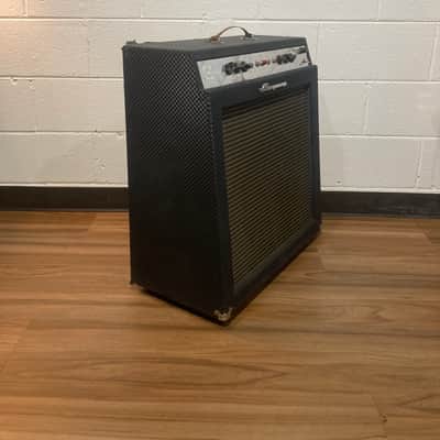 Ampeg GS-15R Gemini VI 30-Watt 1x15" Guitar Combo 1966 - Blue image 3