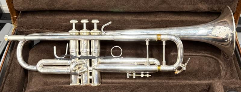 Bach Stradivarius Trumpet Model 37, Silver Finish image 1
