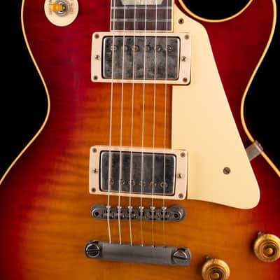 Gibson Custom Shop Murphy Lab 1959 Les Paul Standard Reissue Ultra Light Aged Factory Burst with Case image 4
