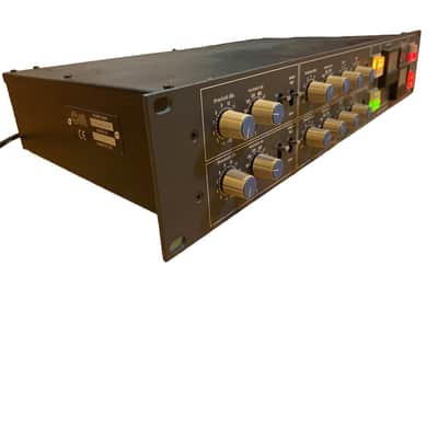 Neve 33609/J Stereo Compressor/Limiter — Mint Condition image 2