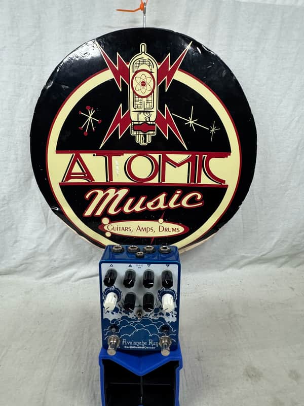 EarthQuaker Devices Avalanche Run v1 Delay & Reverb Pedal