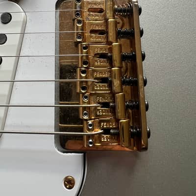 Fender Custom Shop Robert Cray Stratocaster 1993 - Present - Inca Silver image 7