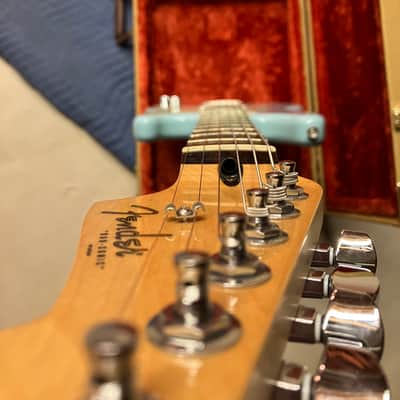 Fender Offset Series Duo-Sonic HS with Pau Ferro Fretboard 2017 - 2019 - Daphne Blue image 12