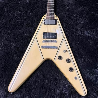 Gibson Designer Series Flying V 1983-1984 - Alpine White with Design image 6