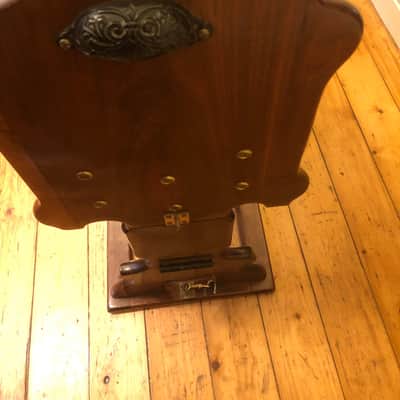 Portable antique harmonium pedal organ ( Mason and Hamlin ) image 4