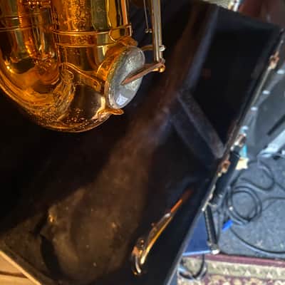 Vito Japanese Alto Saxophone w/Case image 3
