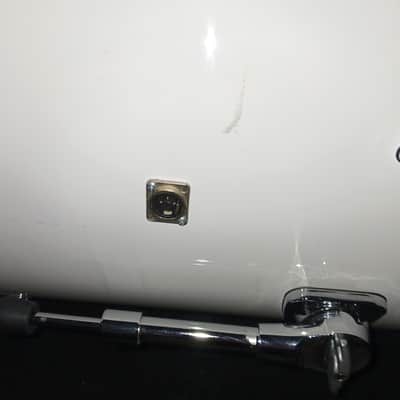 Yamaha Stage Custom "Pure White" 22 x 17 Bass Drum 2010's - PURE WHITE - Not classic white image 2