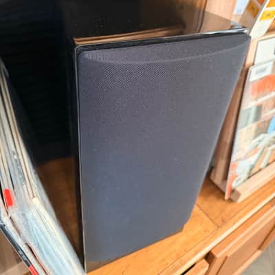 McIntosh XR50 Bookshelf Audiophile Speakers image 4