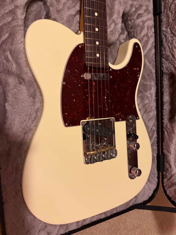 Fender American Professional II Telecaster with Rosewood Fretboard 2020 - Present - Olympic White