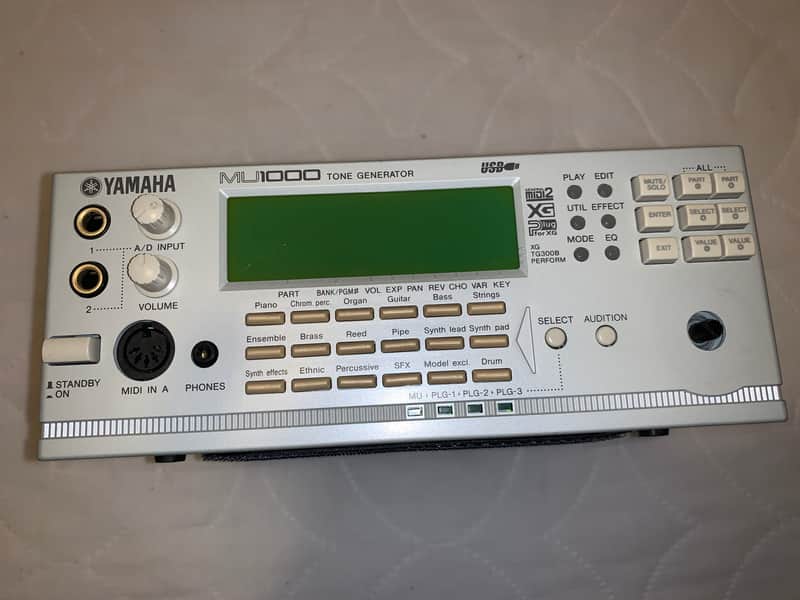 Yamaha MU1000 EX Tone Generator - Good Condition image 1