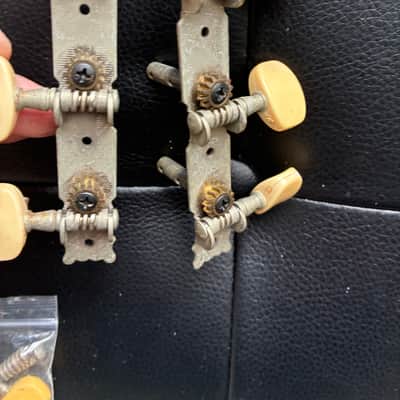 2 vintage sets of machine heads for 6-string slotted headstock guitars - oblong buttons image 8