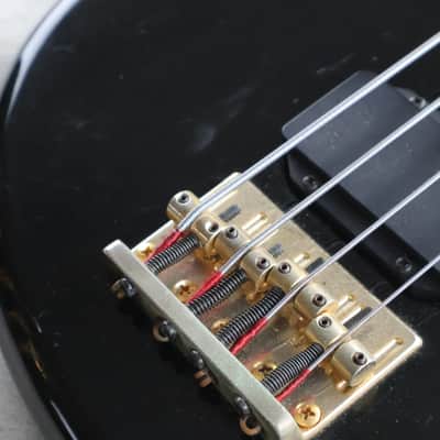 1990's Yamaha MB-III Motion B Medium Scale Bass (Gloss Black) image 4