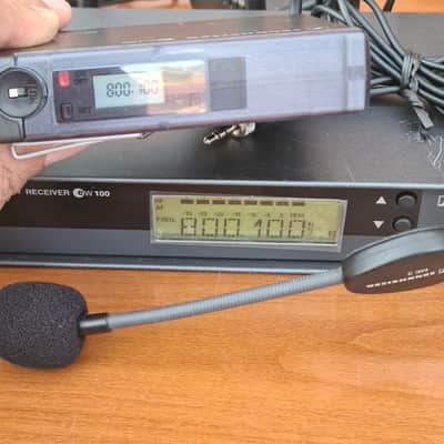 Sennheiser Diversity Reciver EM100-EW100+Hedmic me3 image 4