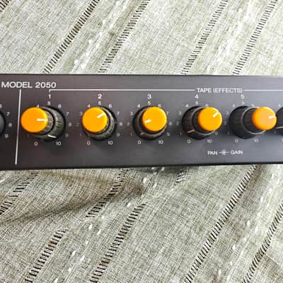 Fostex 2050 Lin Mixer image 3