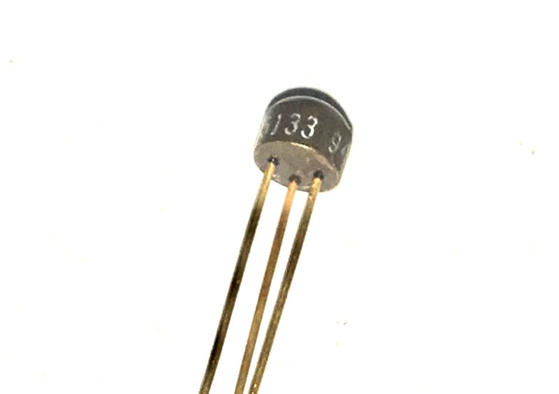 Fairchild 2N5133 1970 big muff transistor NOS vintage image 1