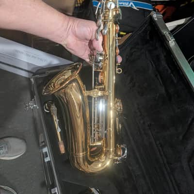 Yamaha YAS26 - Standard Alto Saxophone Brass image 3