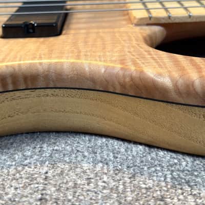 2021 Muckelroy Custom 5-String Bass – Ultra Lightweight 6.5 lbs – Mike Pope/Delano Electron image 12