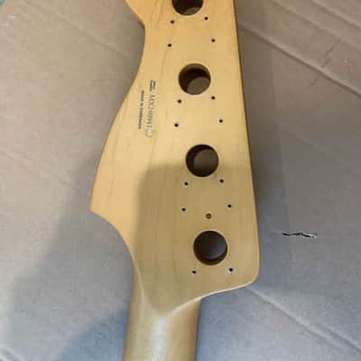 ベース 2010 fender squier precision bass body Fender Squier Precision Bass Body 2010 Natural/Amber | Reverb