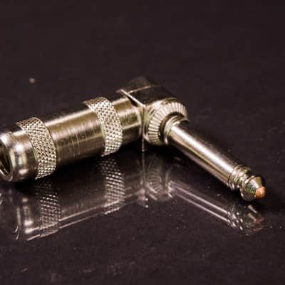 G&H Plugs Quiet Plug, 1/4" TS Right Angle - Nickel Housing / Nickel Plug image 1