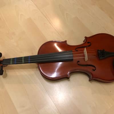 Antonio Rossi 4/4 violin with case, shoulder rest, and bow in excellent condition image 2