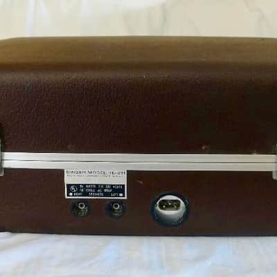 Vintage Singer Portable Stereo Model HE-911 image 2