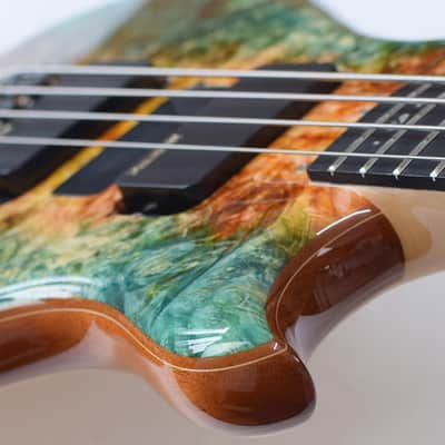 Alembic Series I Buckeye Resin Top Green LED image 13