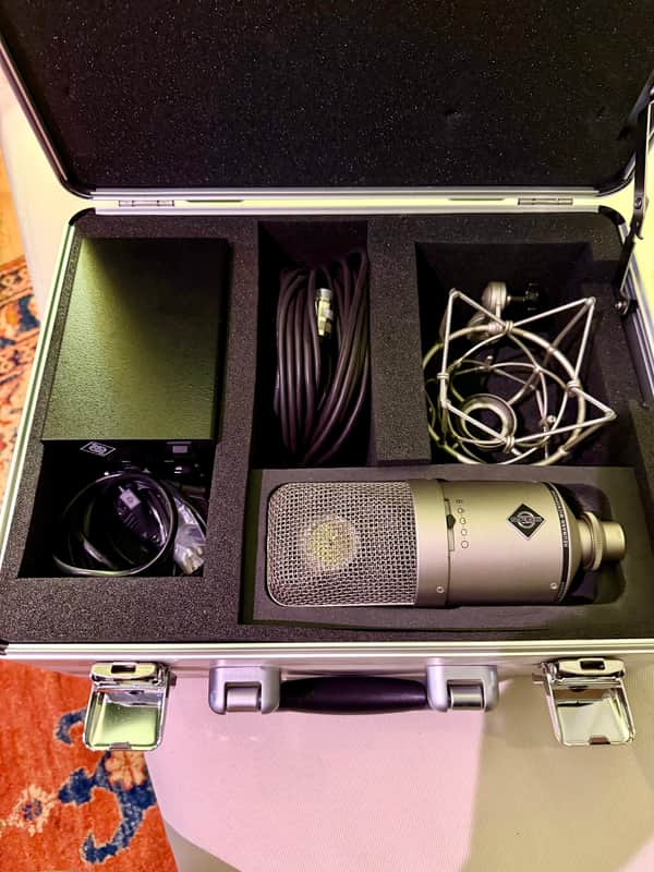 Neumann M 149 Large Diaphragm Multipattern Tube Condenser Microphone 1999 - Present - Nickel image 1