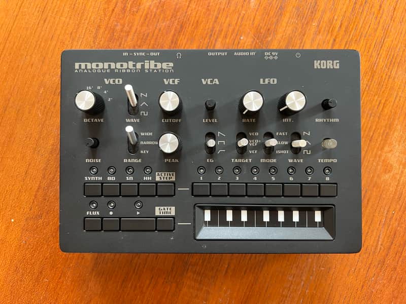 鍵盤楽器 KORG monotribe monotribe - ANALOGUE RIBBON STATION | KORG (USA)