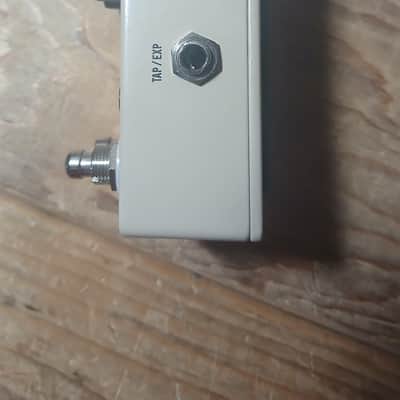 JHS Kodiak Tremolo 2018 - Present - Tan image 2