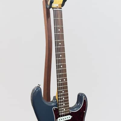 Fender American Professional Classic Stratocaster Rosewood Fingerboard Electric Guitar Faded Black image 5