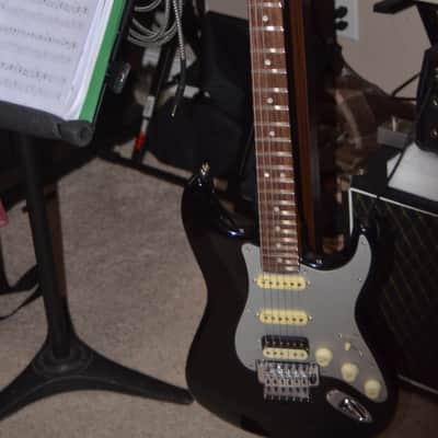 Fender American Ultra Luxe Stratocaster Floyd Rose HSS 2021 - 2024 - Mystic Black image 2