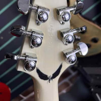 Gibson Brendon Small Snow Falcon Flying V Snow Burst 2013 Electric Guitar image 9
