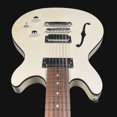 Daisy Rock Retro-H 12ST Electric Guitar in White Pearl image 4