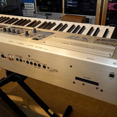 Roland Fantom-X8 88-Key Workstation Keyboard 2003 - 2004 - Silver image 9