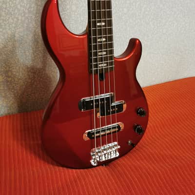 Yamaha BB425 Metallic Red - 5 strings electric bass image 3