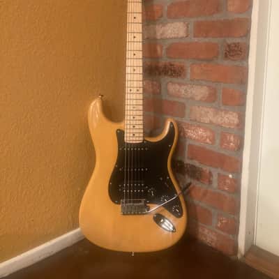 Fender American Series Strat HSS 2004 Butterscotch Blonde image 2