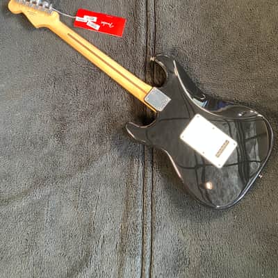 Fender Player Stratocaster HSS Pau Ferro Fretboard 2018 Black #MX22048412 (8 lbs. 5.9 oz.) image 6