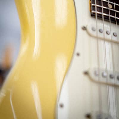 Suhr Classic S Antique SSS Vintage Yellow image 7